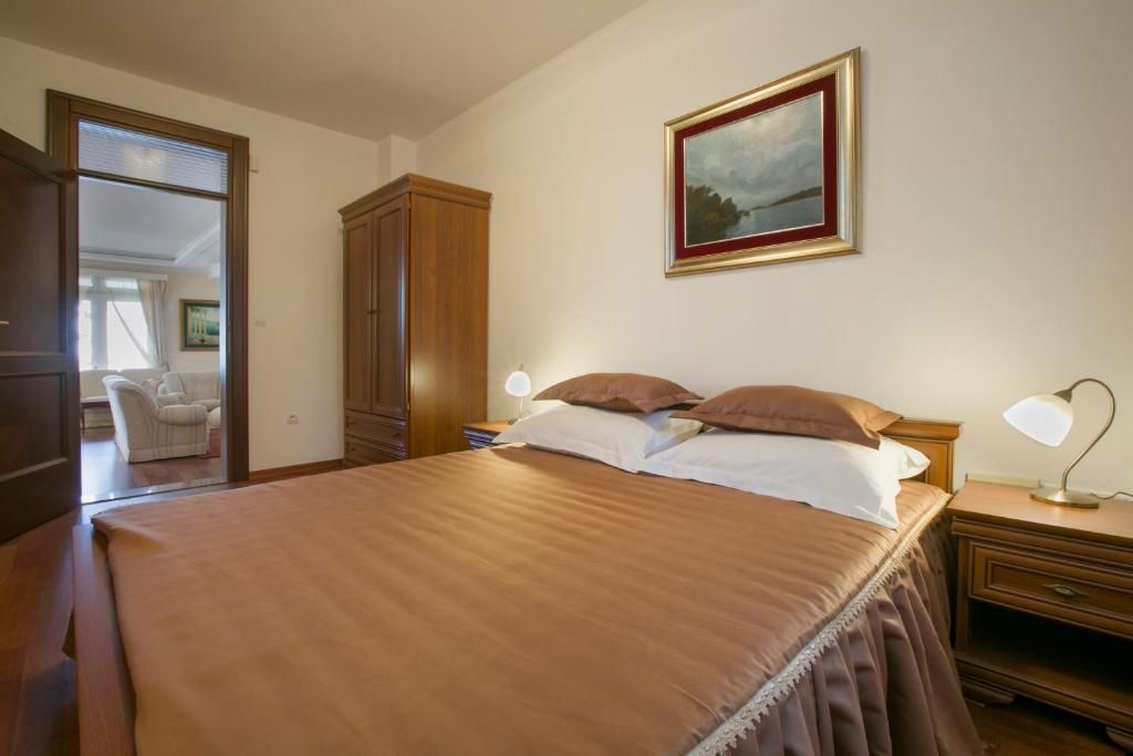 Апартаменты Apartments Royal Holiday Свети-Стефан