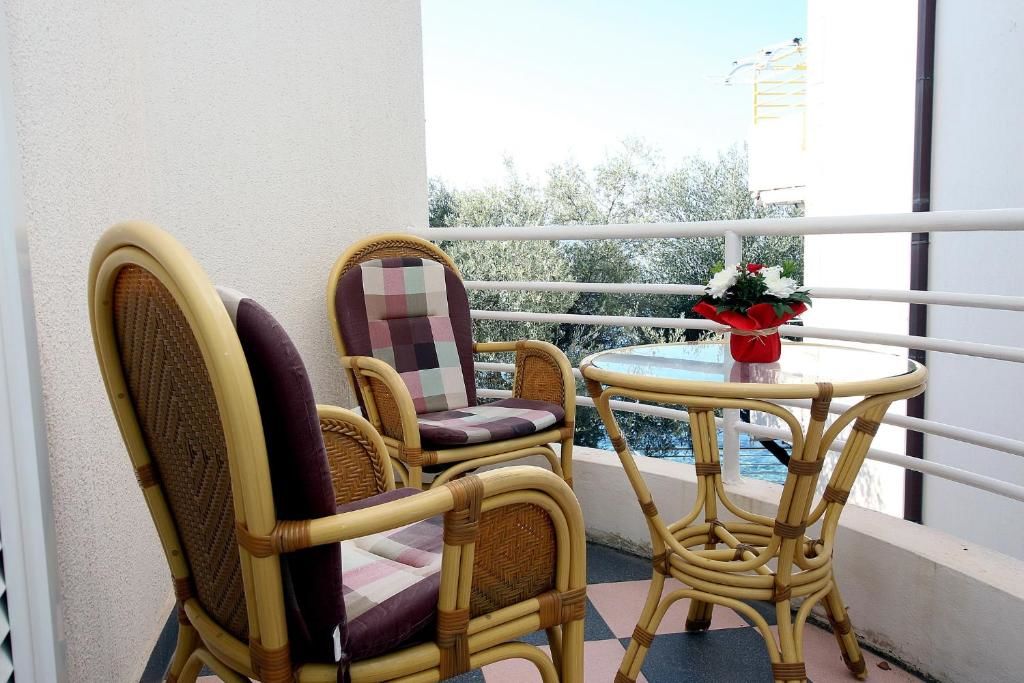 Апартаменты Apartments Royal Holiday Свети-Стефан