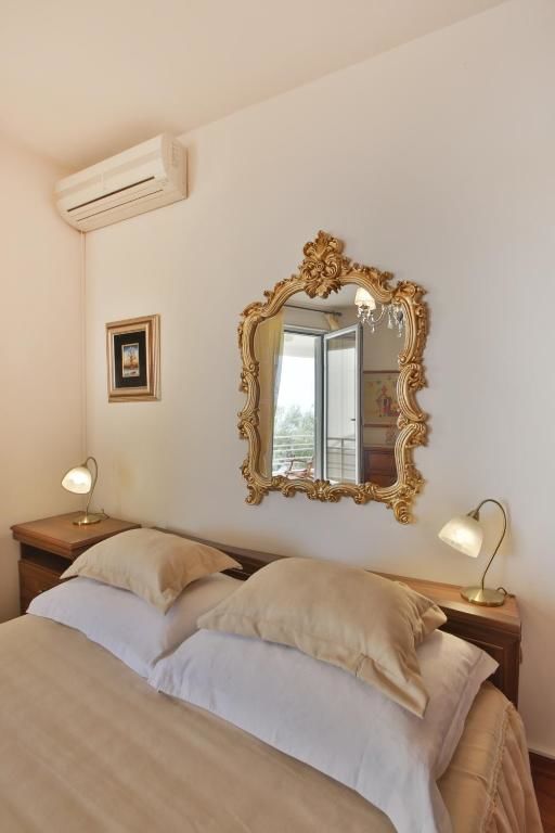 Апартаменты Apartments Royal Holiday Свети-Стефан