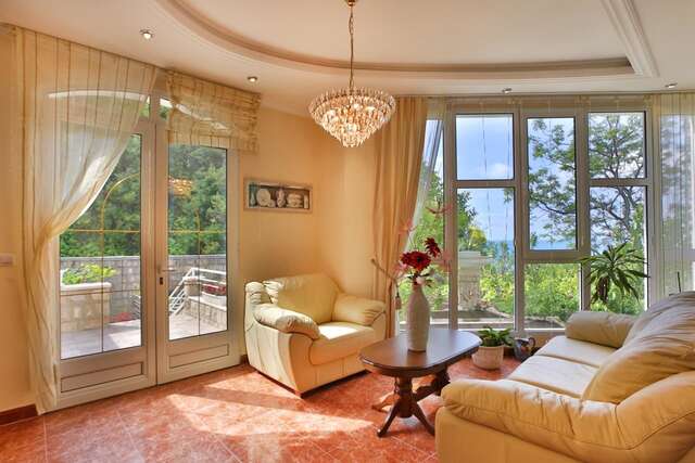 Апартаменты Apartments Royal Holiday Свети-Стефан-15