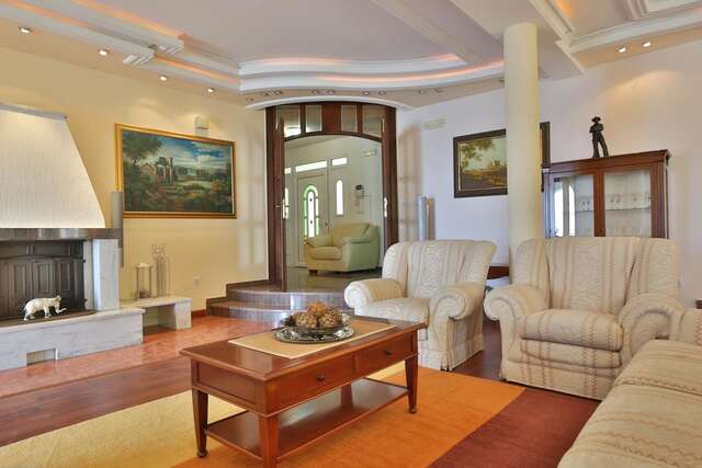 Апартаменты Apartments Royal Holiday Свети-Стефан-18