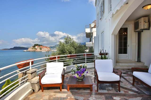 Апартаменты Apartments Royal Holiday Свети-Стефан-4
