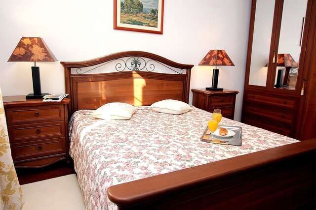 Апартаменты Apartments Royal Holiday Свети-Стефан-29