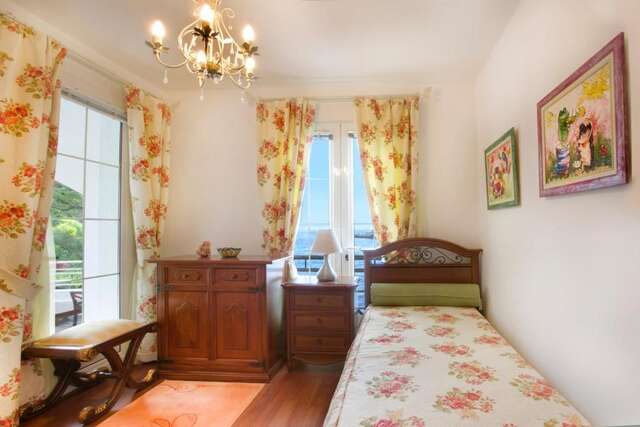 Апартаменты Apartments Royal Holiday Свети-Стефан-56