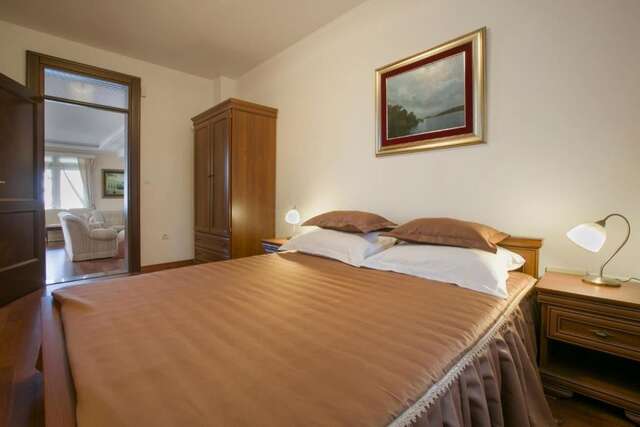 Апартаменты Apartments Royal Holiday Свети-Стефан-60